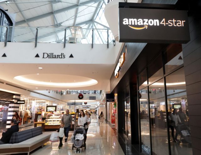 位於弗里斯科 Stonebriar 中心的亞馬遜四星級商店於 2019 年 11 月開業。