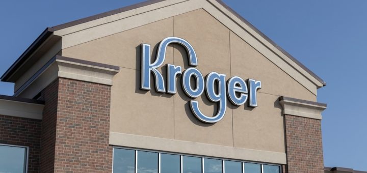 Kroger CEO vows $1B price cut on groceries if Albertsons merger closes -  ABC News